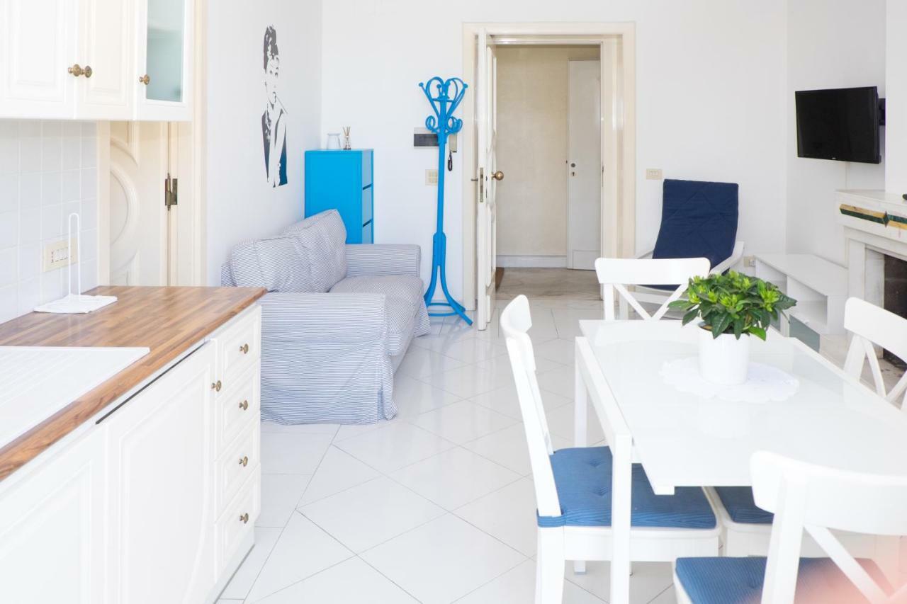 "White Mermaid" - Sorrento Downtown Sea View Apartment Esterno foto